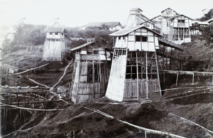 Horse-powered pumps to raise brine from a lower level to a higher level, Tzuliuching, Zidong